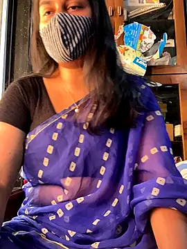 HaaniKaur online show from December 1, 7:42 am