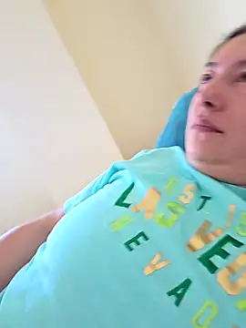 xLadyScarlettx online show from April 14, 12:43 pm