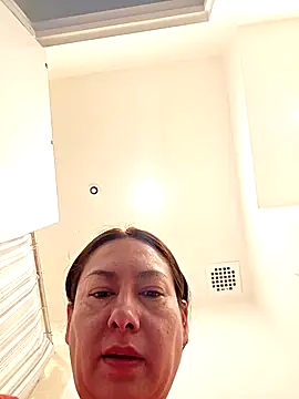 xLadyScarlettx online show from April 23, 12:11 pm