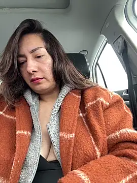 xLadyScarlettx online show from February 19, 3:42 pm