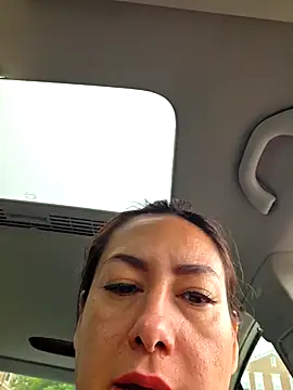 xLadyScarlettx online show from May 21, 8:28 pm
