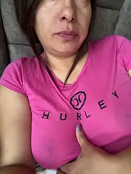 Snapshot of xLadyScarlettx chatting on March 13, 1:29 pm xLadyScarlettx online show from March 13, 1:29 pm