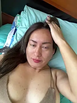 Snapshot of xLadyScarlettx chatting on March 14, 3:25 pm xLadyScarlettx online show from March 14, 3:25 pm