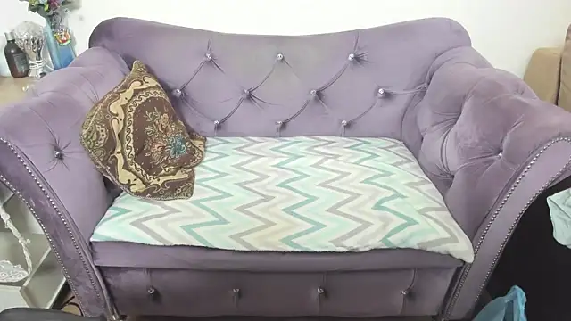 fashiona online show from February 1, 10:35 am