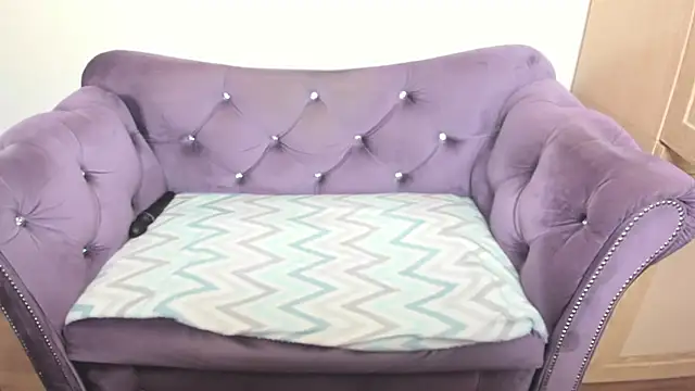 Snapshot of fashiona chatting on October 19, 1:25 pm fashiona online show from October 19, 1:25 pm