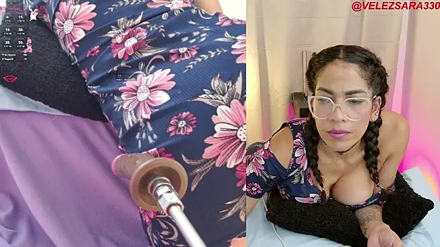 Snapshot of sara_smith45 chatting on January 22, 2:03 pm sara smith45 online show from January 22, 2:03 pm