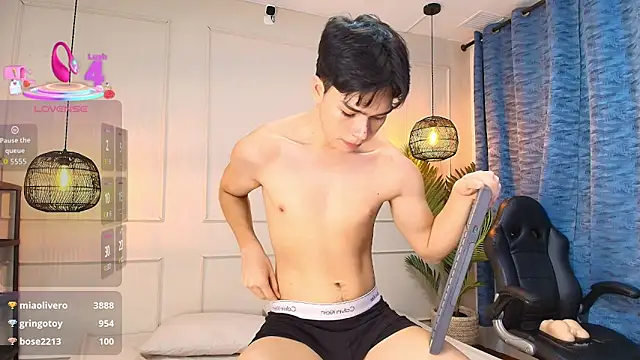 luandy online show from November 17, 7:40 pm