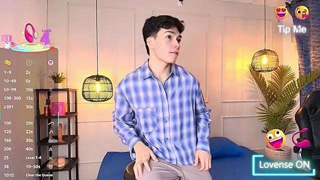 luandy online show from March 7, 11:38 am