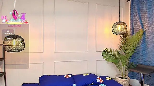 luandy online show from November 4, 7:06 pm