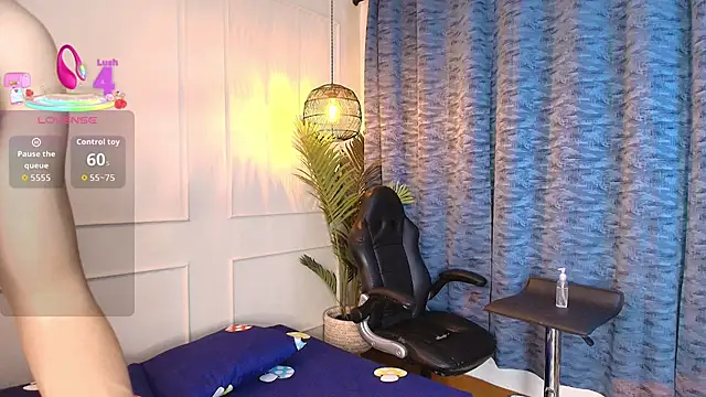 luandy online show from November 24, 7:25 pm