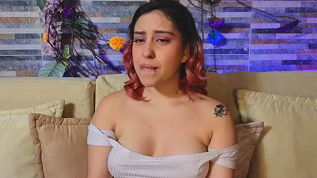 Hairyandsexysalma online show from September 9, 7:18 am