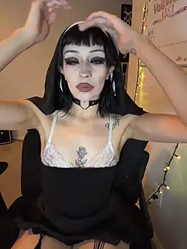 Gothbabbi online show from February 3, 9:42 pm