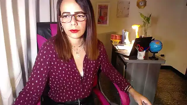 danielle rose 1 online show from April 4, 4:02 pm