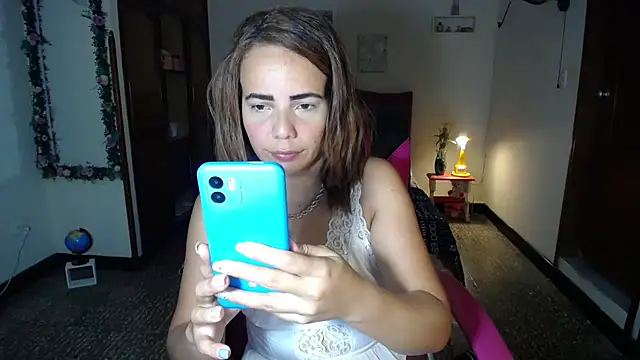 danielle rose 1 online show from February 16, 8:22 pm