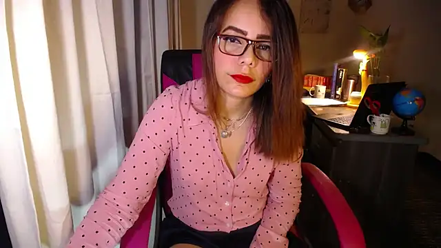 danielle rose 1 online show from April 13, 2:10 pm