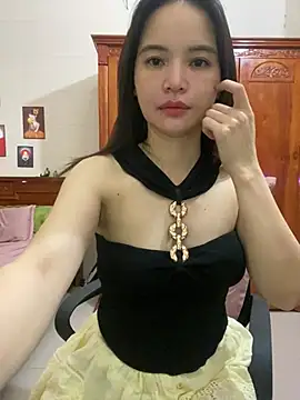 Snapshot of LiLi-Kirix99 chatting on July 12, 8:31 pm LiLi-Kirix99 online show from July 12, 8:31 pm