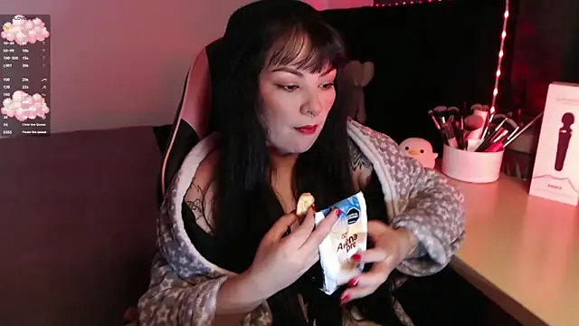 Theprojectsaraa online show from February 5, 1:29 pm