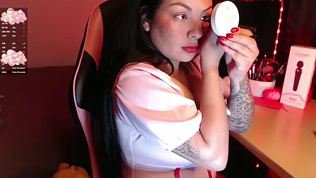 Theprojectsaraa online show from February 8, 3:43 pm