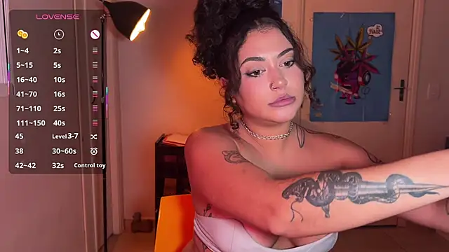 ann4montez  online show from May 1, 4:39 am