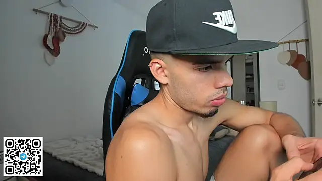 mateoleonee online show from January 6, 4:33 pm