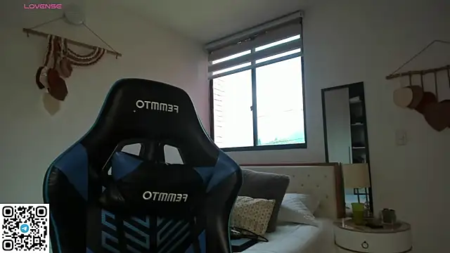 mateoleonee online show from March 16, 6:32 pm