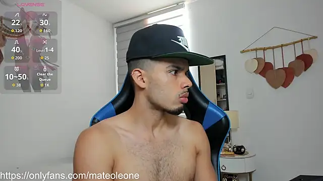 mateoleonee online show from February 12, 6:18 pm