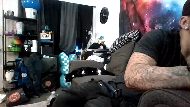 Antoniothedon online show from May 13, 6:20 am