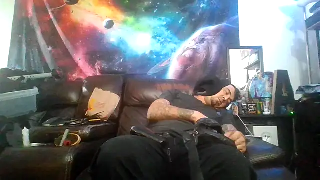 Antoniothedon online show from January 18, 1:36 pm