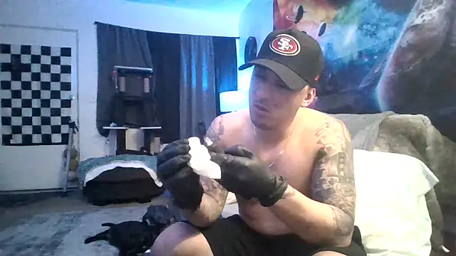 Antoniothedon online show from December 8, 6:43 am