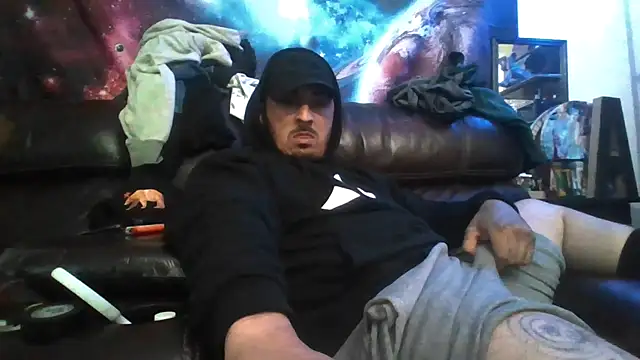 Snapshot of Antoniothedon chatting on December 17, 9:09 pm Antoniothedon online show from December 17, 9:09 pm