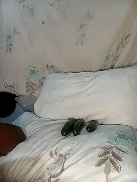 Snapshot of sexxylucia chatting on January 7, 11:56 pm sexxylucia online show from January 7, 11:56 pm