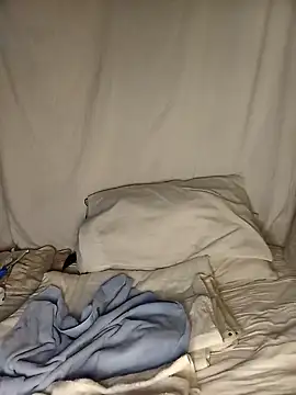 Snapshot of sexxylucia chatting on January 27, 9:23 am sexxylucia online show from January 27, 9:23 am