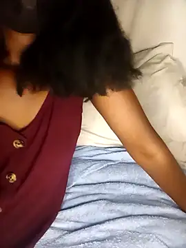 Snapshot of sexxylucia chatting on January 28, 1:16 pm sexxylucia online show from January 28, 1:16 pm