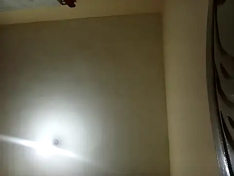 Snapshot of sexxylucia chatting on September 25, 8:26 pm sexxylucia online show from September 25, 8:26 pm