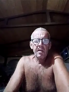 Snapshot of Freddy1962 chatting on September 9, 2:43 am Freddy1962 online show from September 9, 2:43 am