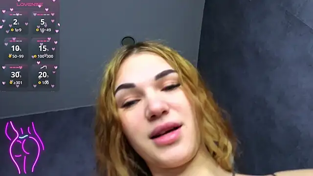 Hellen Moore online show from December 17, 12:37 am