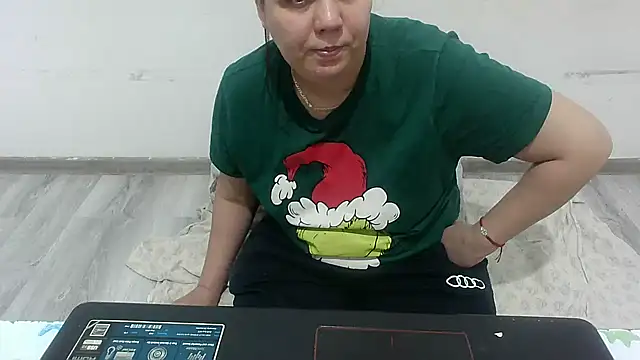 VixenBya online show from February 4, 3:18 pm