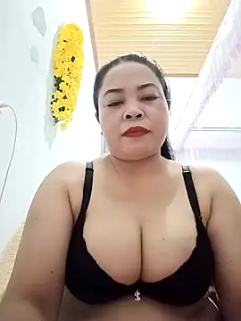 Sexy-bigtits2024 online show from December 16, 12:49 pm