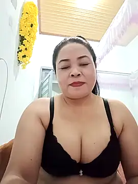 Sexy-bigtits2024 online show from January 2, 12:35 pm