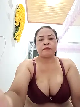 Sexy-bigtits2024 online show from January 24, 8:43 pm