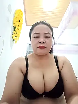 Sexy-bigtits2024 online show from December 31, 11:31 am