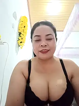 Sexy-bigtits2024 online show from December 19, 12:56 pm