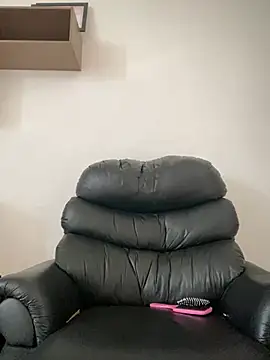 Snapshot of Indiazinha777 chatting on December 12, 11:50 am Indiazinha777 online show from December 12, 11:50 am