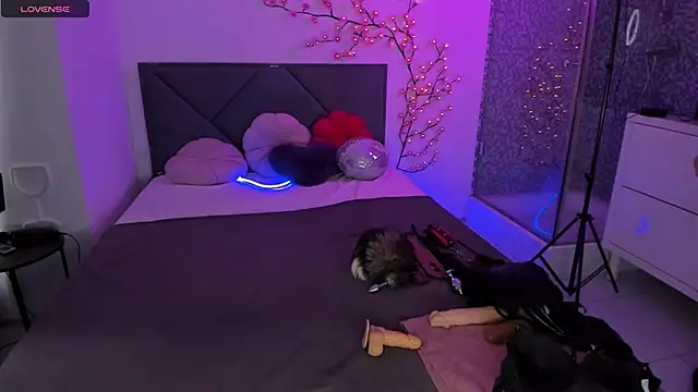 CassieEvans online show from May 27, 5:37 am