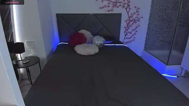CassieEvans online show from May 10, 5:33 am