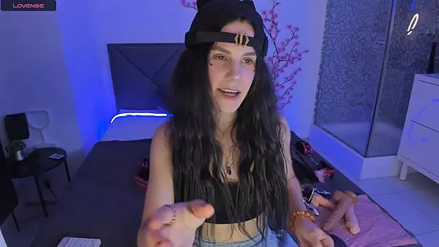 Snapshot of CassieEvans chatting on July 17, 5:26 am CassieEvans online show from July 17, 5:26 am