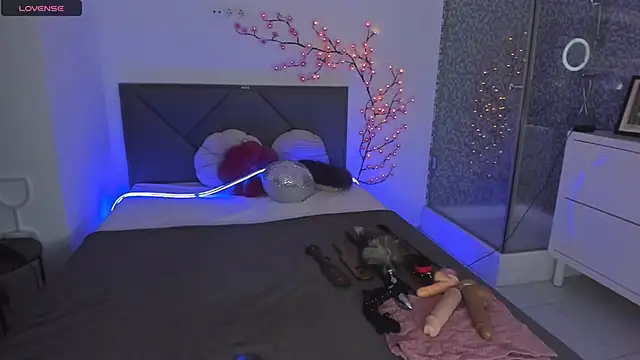 CassieEvans online show from May 26, 5:27 am