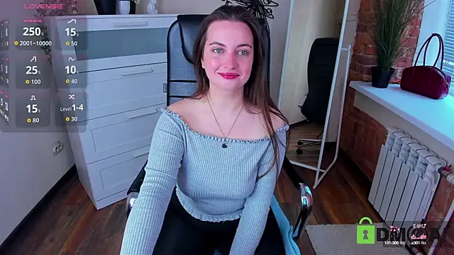 Snapshot of Astarte_Aste chatting on October 5, 10:50 am Astarte Aste online show from October 5, 10:50 am