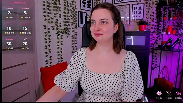 Snapshot of Astarte_Aste chatting on July 18, 11:19 am Astarte Aste online show from July 18, 11:19 am