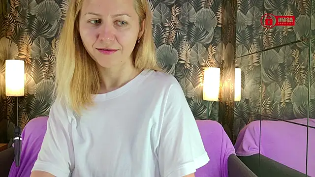 BigBoobsARRI online show from April 16, 9:10 am